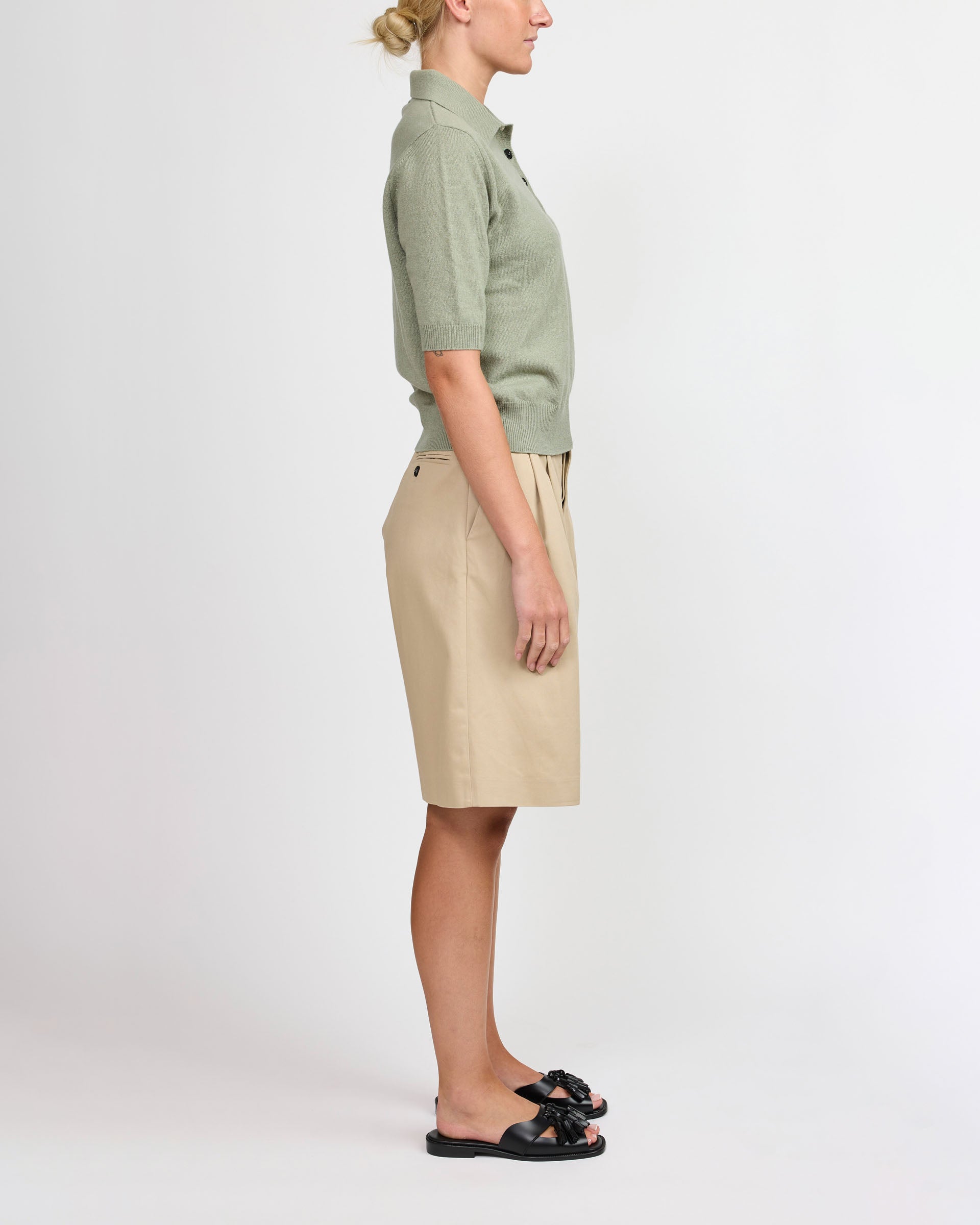 Rika Studio Onassa Shorts Khaki