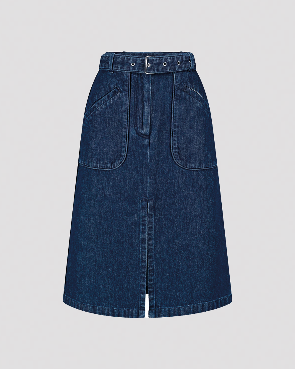 Blå denimnederdel med A-linje, bælte i taljen og frontslids. Knælængde.